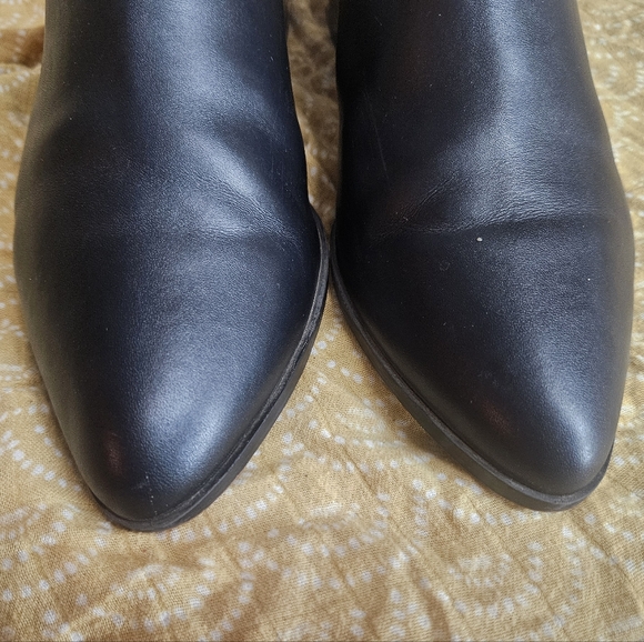 Halogen Piper Bootie Black Leather Ankle boots close toe slip on shoes size 6.5 - Picture 6 of 16